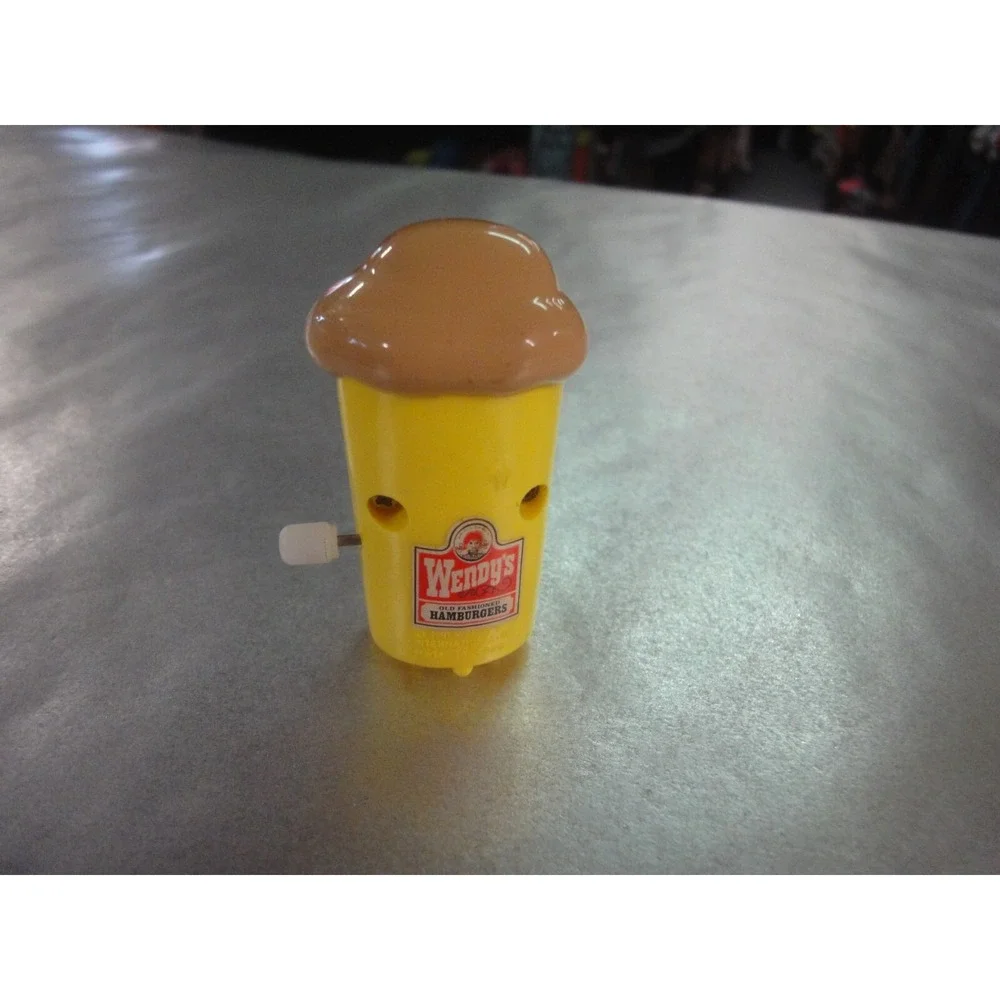 Vintage 1991 Wendy's restaurant Kids Meal chocolate Frosty cool‎ guy wind up toy